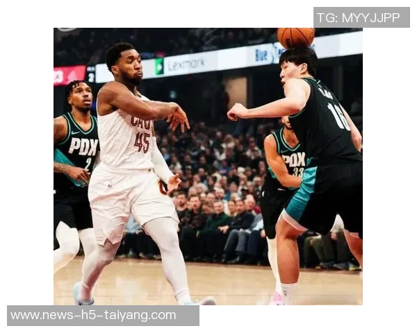 米切尔尽管23投11中仍砍下32分但球队未能逆转失利令人遗憾